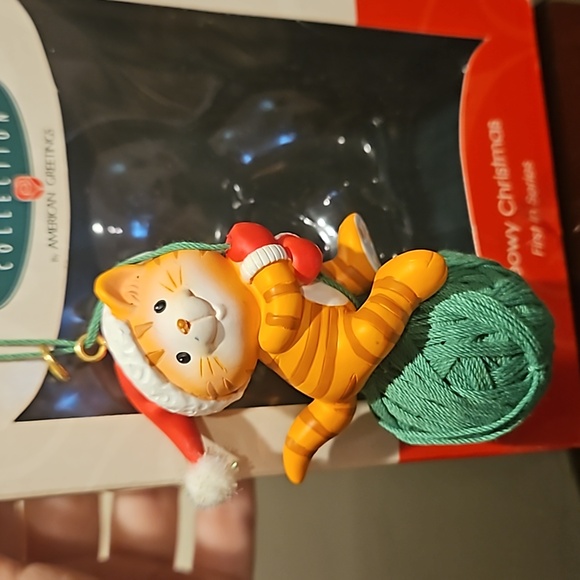 Meowy Christmas First in Series Collectible Ornament - Picture 3 of 8
